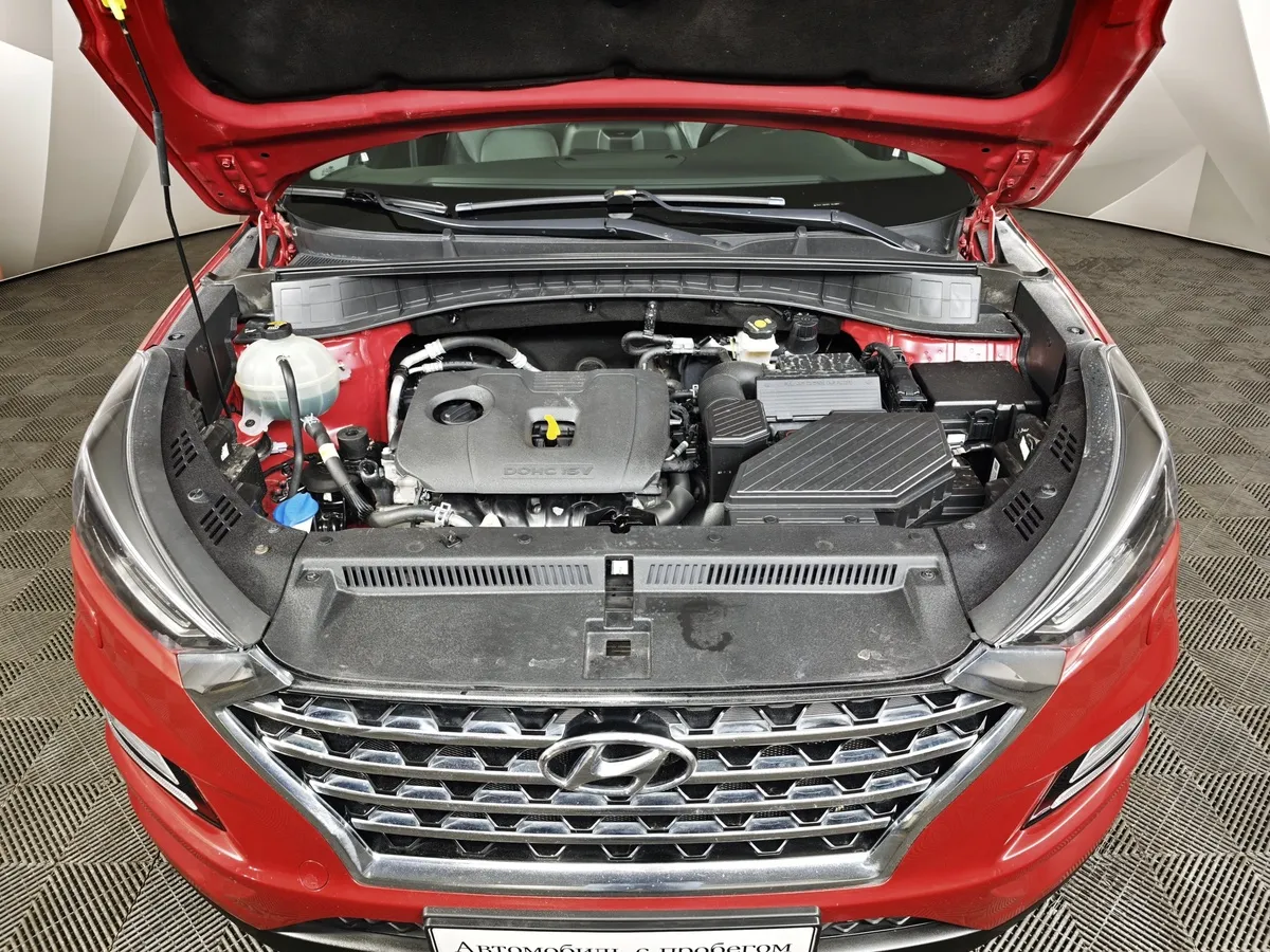 Hyundai Tucson 2.0 (150 л.с.) MPi-6AT-4WD Dynamic Красный в АВИЛОН. Слайд №11