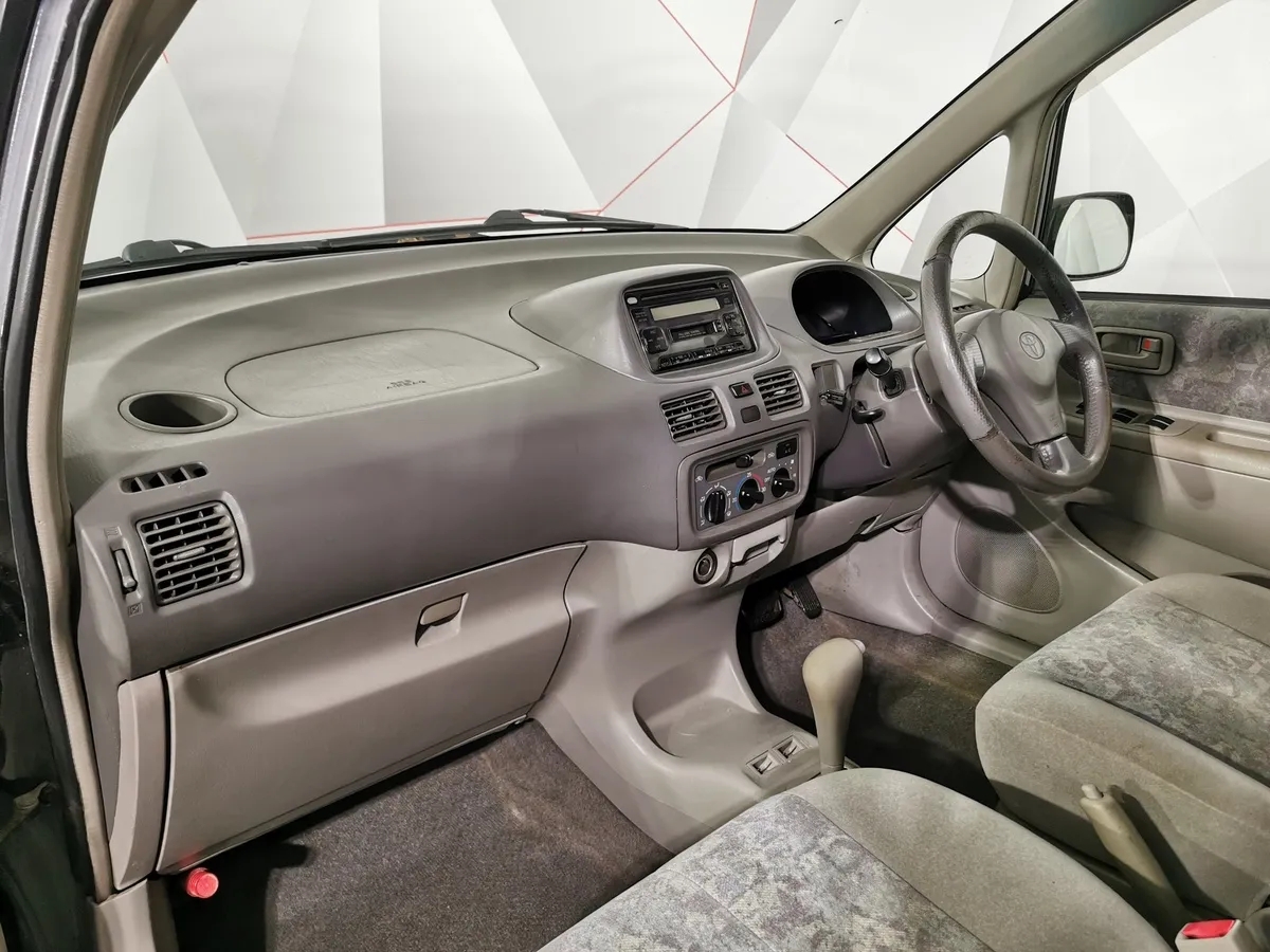 Toyota Corolla Spacio 1.6 AT (105 л.с.) Черный в АВИЛОН. Слайд №17