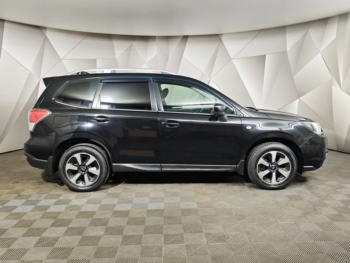 Subaru Forester 2.0i Lineartronic AWD (150 л.с.) Черный в АВИЛОН. Слайд №6