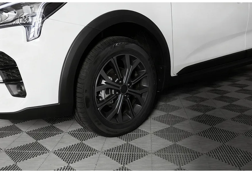 Solaris KRX 1.6 AT (123 л.с.) Premium Белый в АВИЛОН. Слайд №10