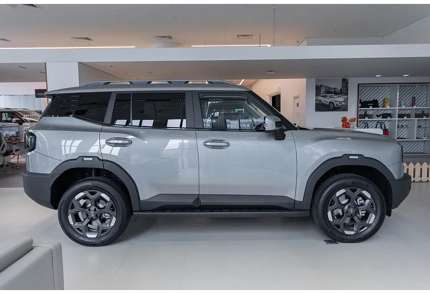 JETOUR T1 2.0T AT 4WD (245 л.с.) Luxury Серебристый в АВИЛОН. Слайд №3