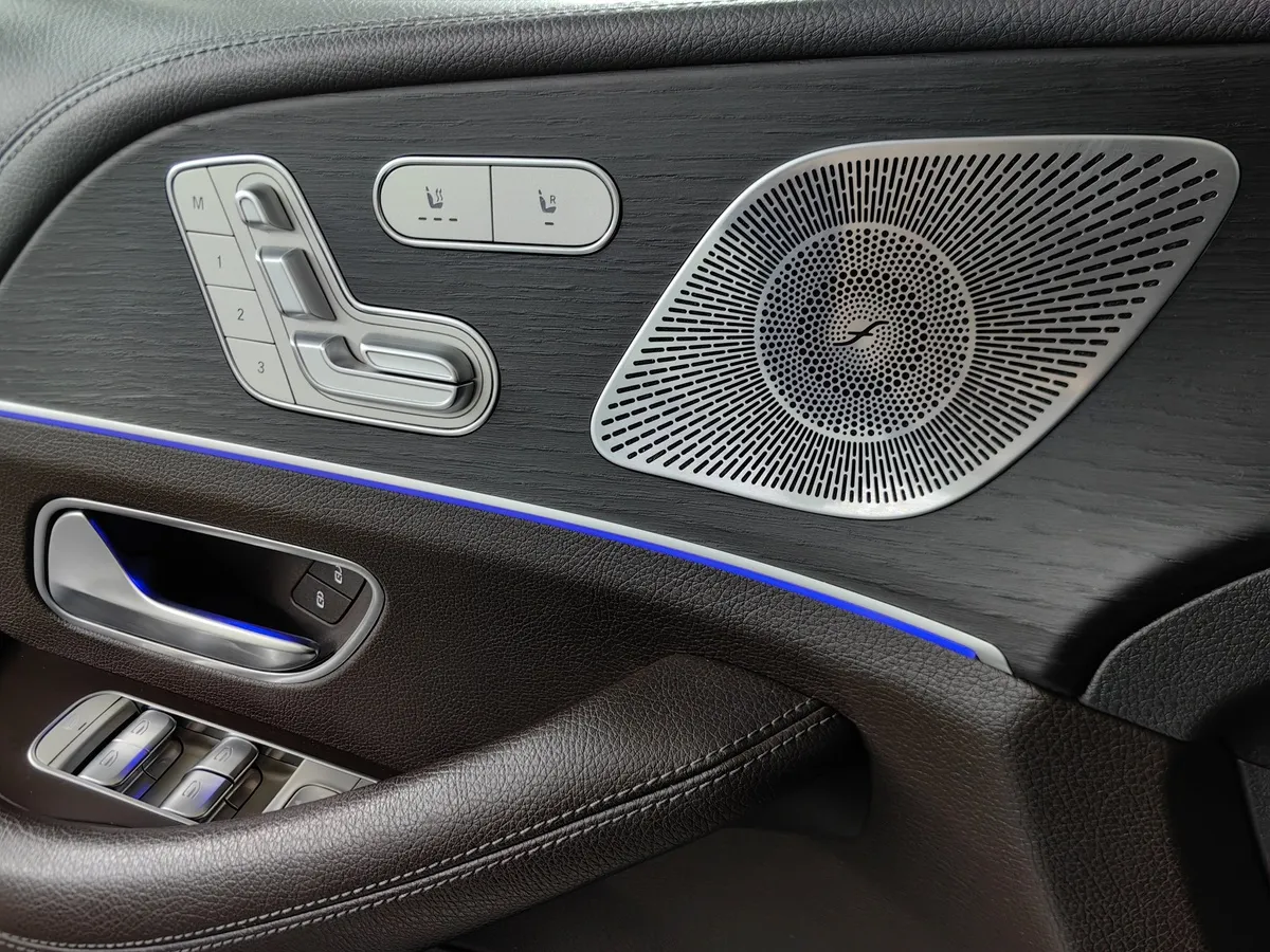 Mercedes-Benz GLS 400 d 9G-TRONIC 4Matic (330 л.с.) Premium Белый в АВИЛОН. Слайд №23