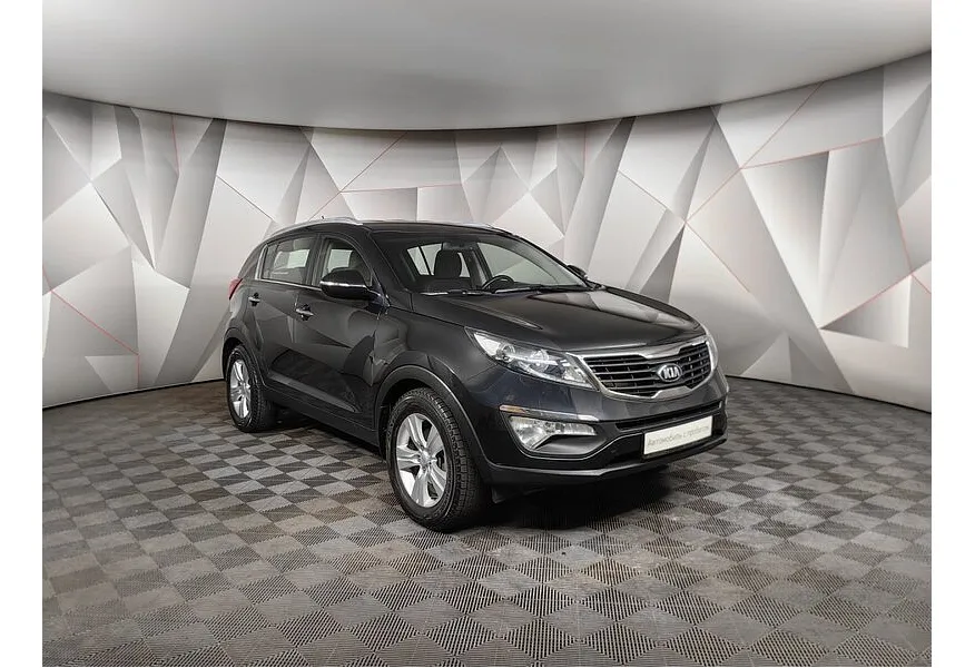 Kia Sportage 2.0 AT (150 л.с.) Черный в АВИЛОН. Слайд №3