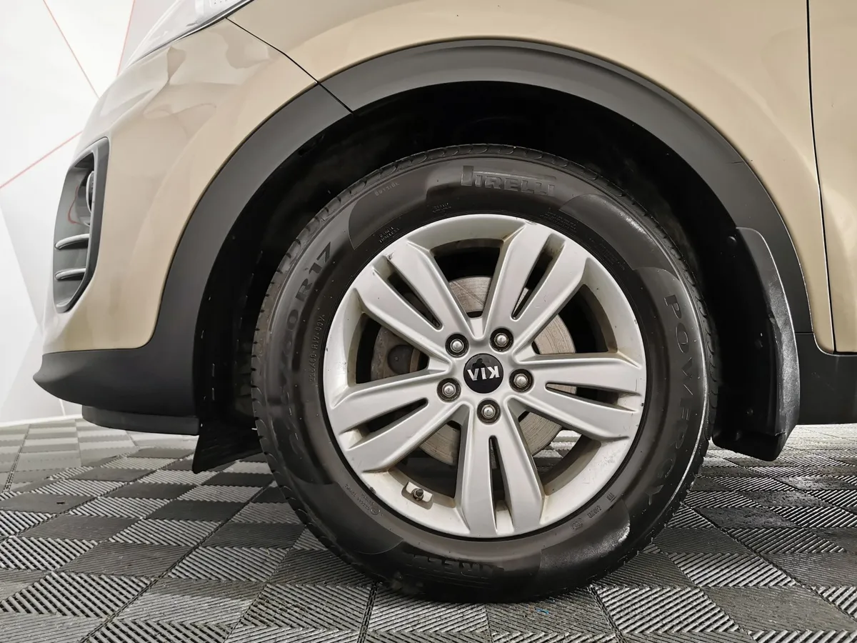 Kia Sportage 2.0 AT 4WD (150 л.с.) Luxe Коричневый в АВИЛОН. Слайд №9