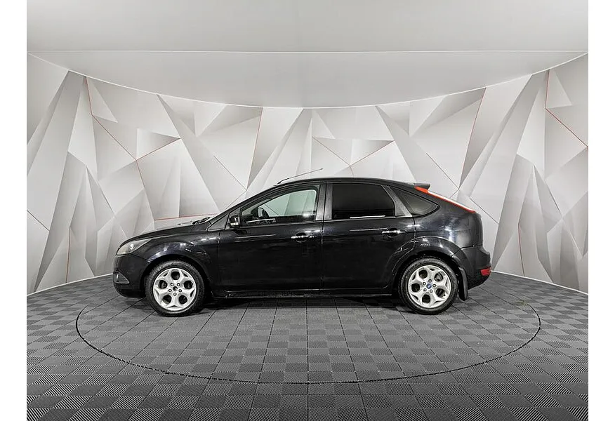 Ford Focus 2.0 AT (145 л.с.) Ghia Черный в АВИЛОН. Слайд №5