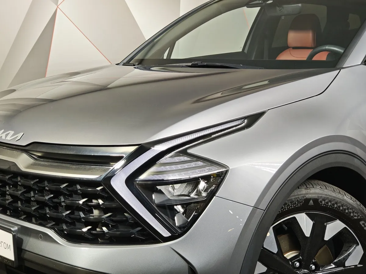 Kia Sportage 2.0 MPI AT AWD (150 л.с.) Prestige Серый в АВИЛОН. Слайд №9