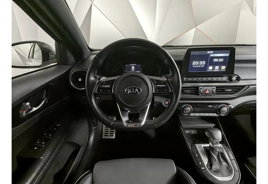 АВИЛОН - Kia Cerato 2.0 MPI AT (150 л.с.) GT Line Белый - slide 7