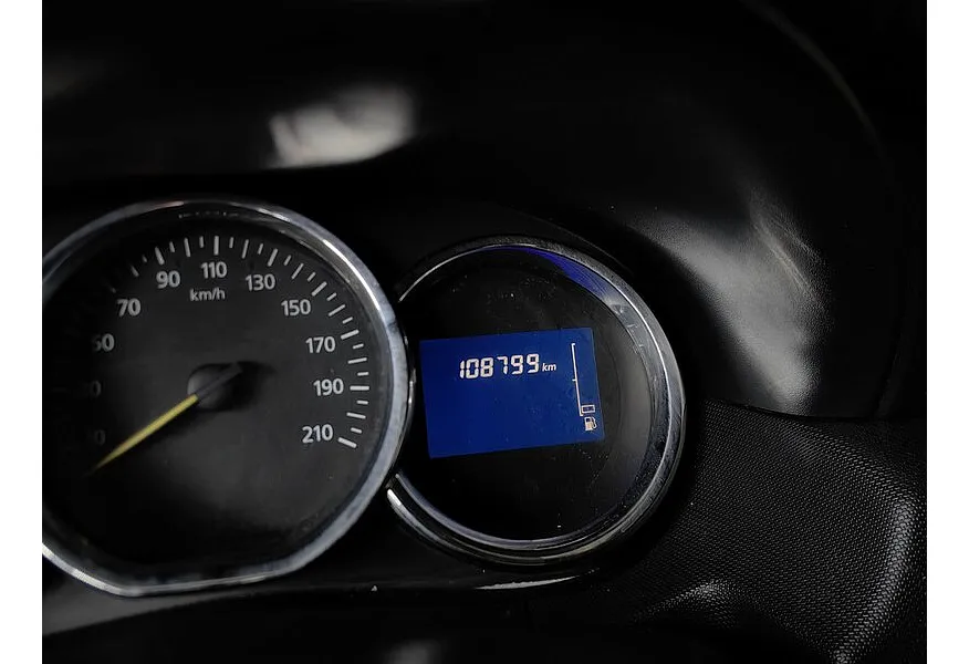 Renault Duster 1.5 dCI MT 4WD (110 л.с.) Зеленый в АВИЛОН. Слайд №18