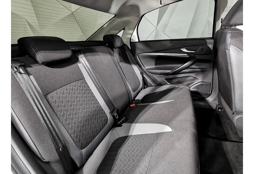 ВАЗ (Lada) Vesta 1.8 AMT (122 л.с.) Белый в АВИЛОН. Слайд №16