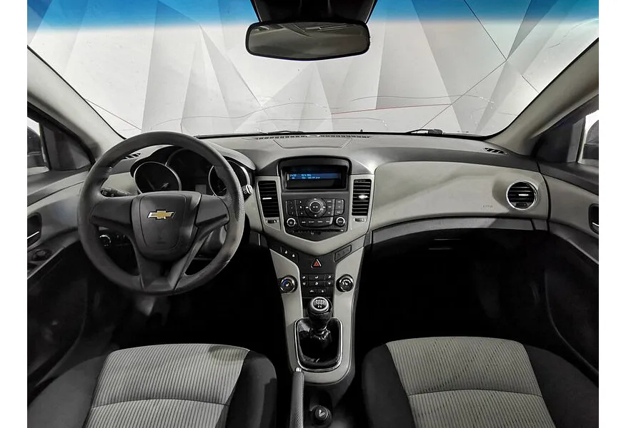 Chevrolet Cruze 1.6 MT (109 л.с.) Черный в АВИЛОН. Слайд №13
