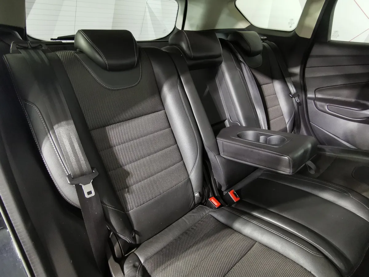 Ford Kuga 1.6 EcoBoost AT AWD (182 л.с.) Titanium Черный в АВИЛОН. Слайд №15