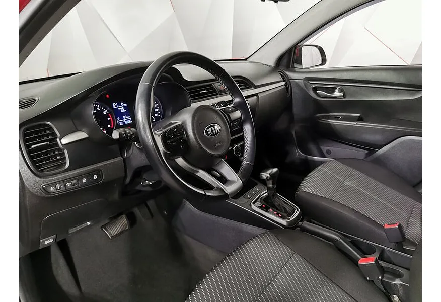 Kia Rio 1.6 AT (123 л.с.) Comfort Красный в АВИЛОН. Слайд №7