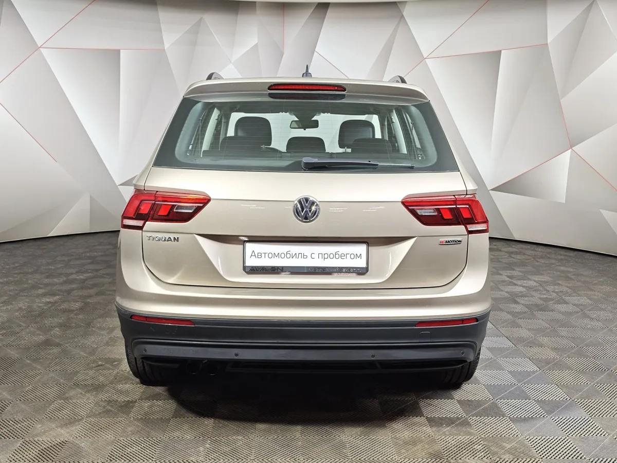 Volkswagen Tiguan 1.4 TSI 4Motion DSG (150 л.с.) OFFROAD Коричневый в АВИЛОН. Слайд №7