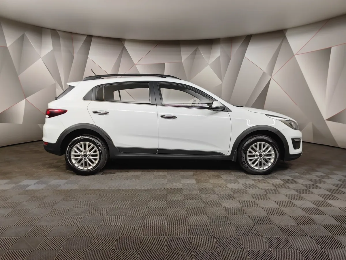 Kia Rio X-Line 1.6 AT (123 л.с.) Prestige Белый в АВИЛОН. Слайд №6