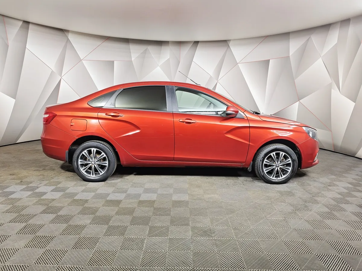 ВАЗ (Lada) Vesta 1.6 MT (106 л.с.) Красный в АВИЛОН. Слайд №5