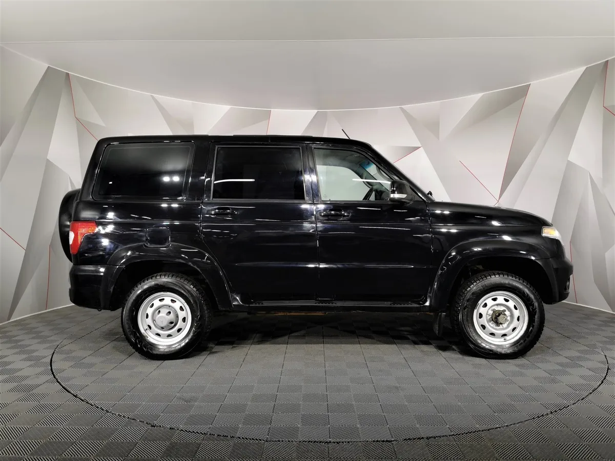 УАЗ Patriot 2.7 MT 4WD (150 л.с.) Классик Черный в АВИЛОН. Слайд №6