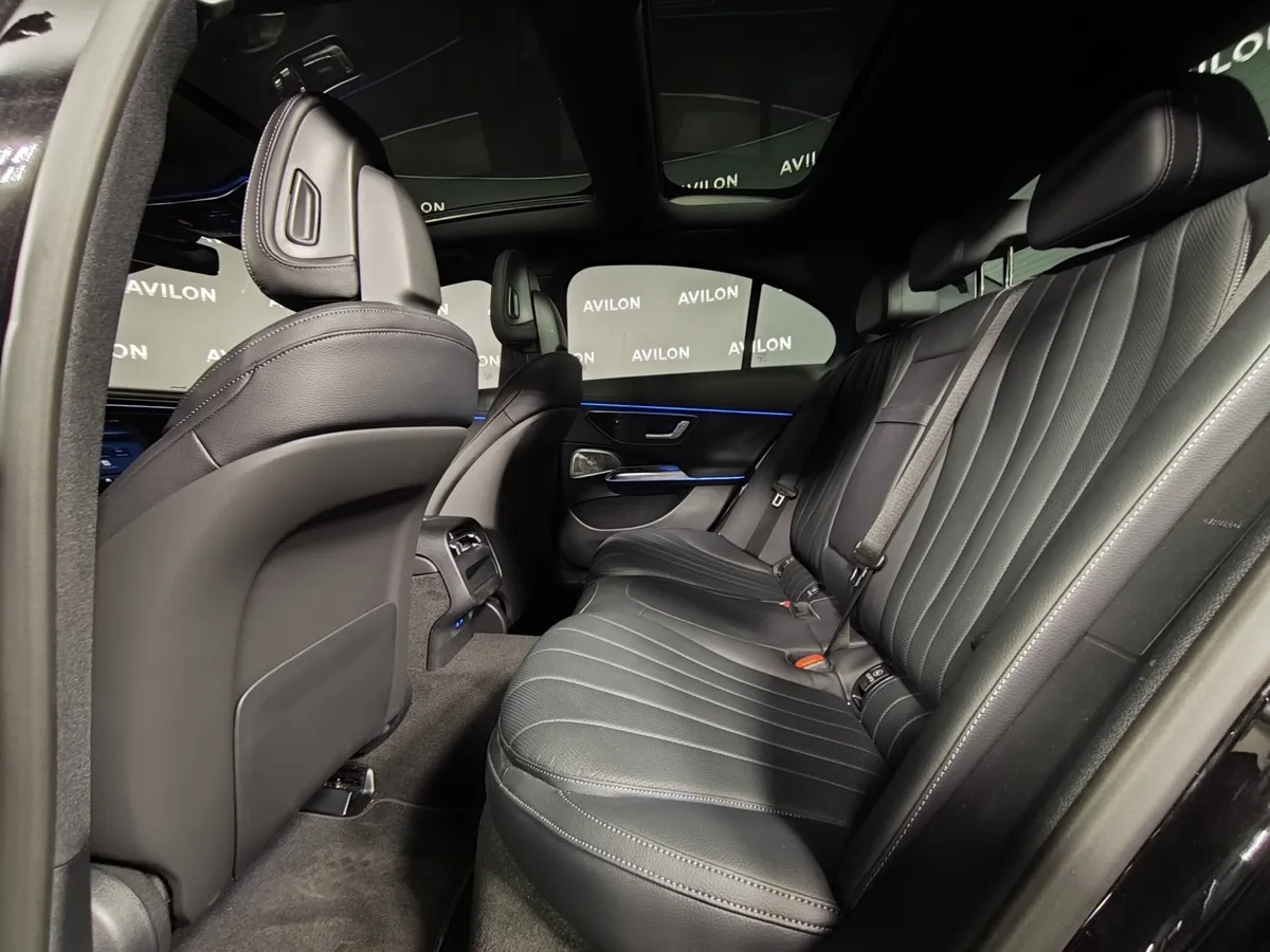 Mercedes-Benz E-Класс E 300 4MATIC (258 л.с.) Черный в АВИЛОН. Слайд №7