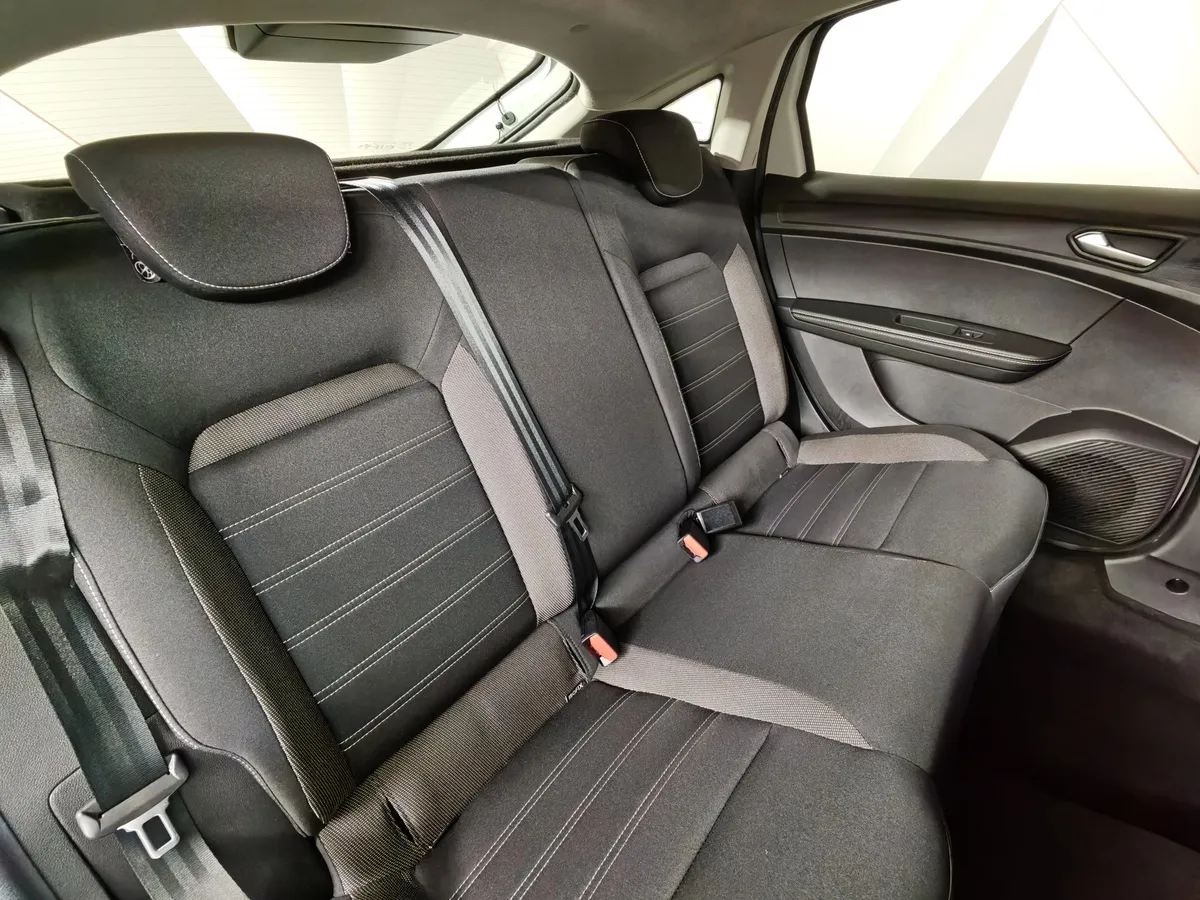 Renault Arkana 1.3 CVT 2WD (150 л.с.) Белый в АВИЛОН. Слайд №17