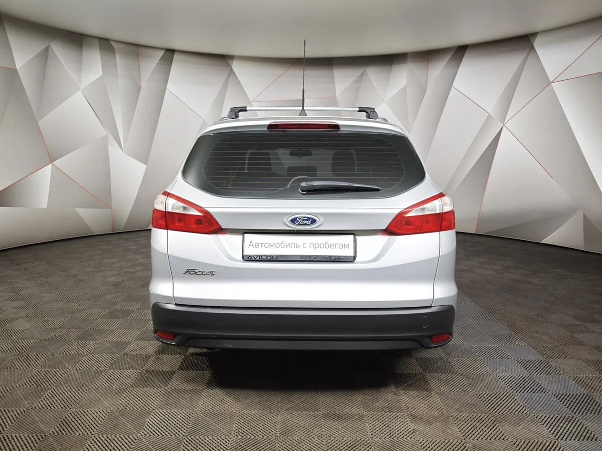 Ford Focus 1.6 MT (125 л.с.) Trend Серебристый в АВИЛОН. Слайд №8