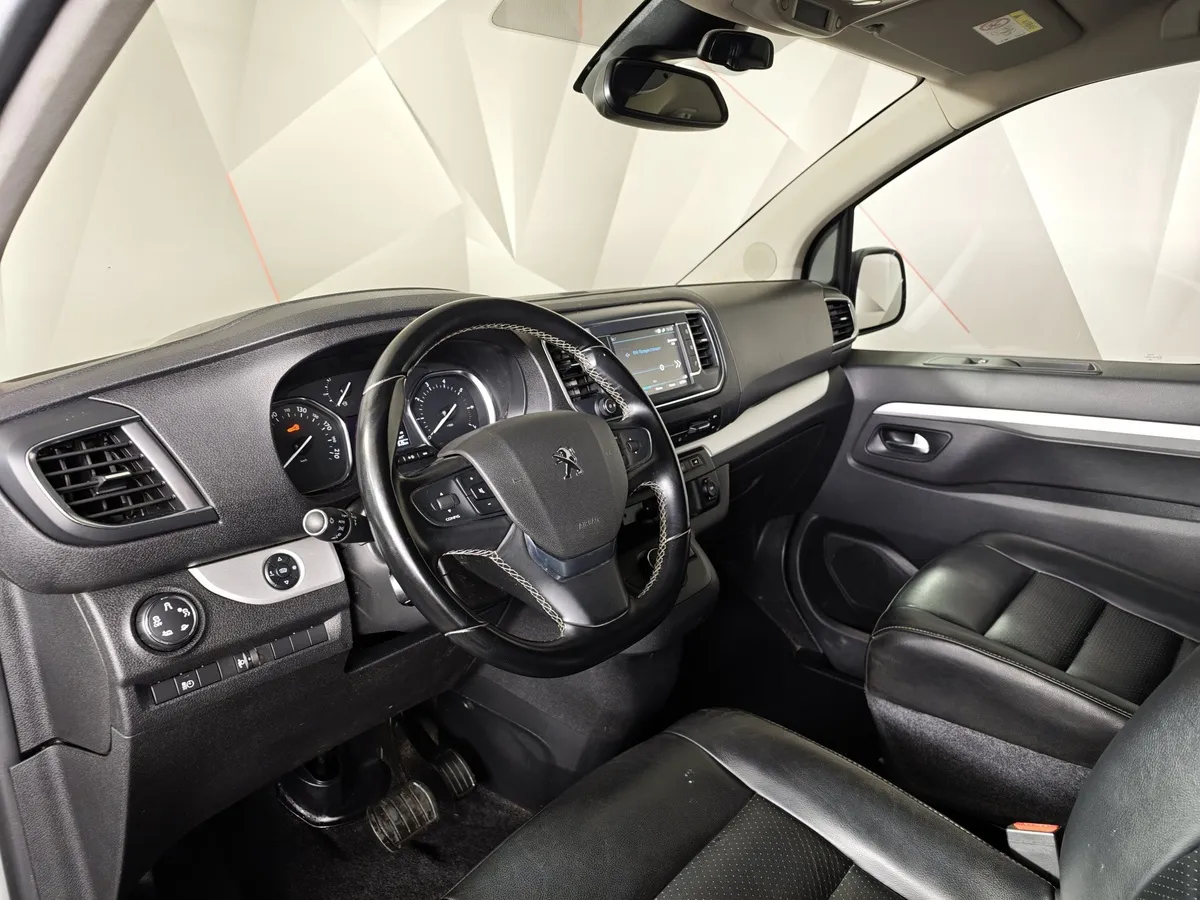 Peugeot Traveller Business 2.0 Hdi AT (150 л.с.) VIP Серый в АВИЛОН. Слайд №17