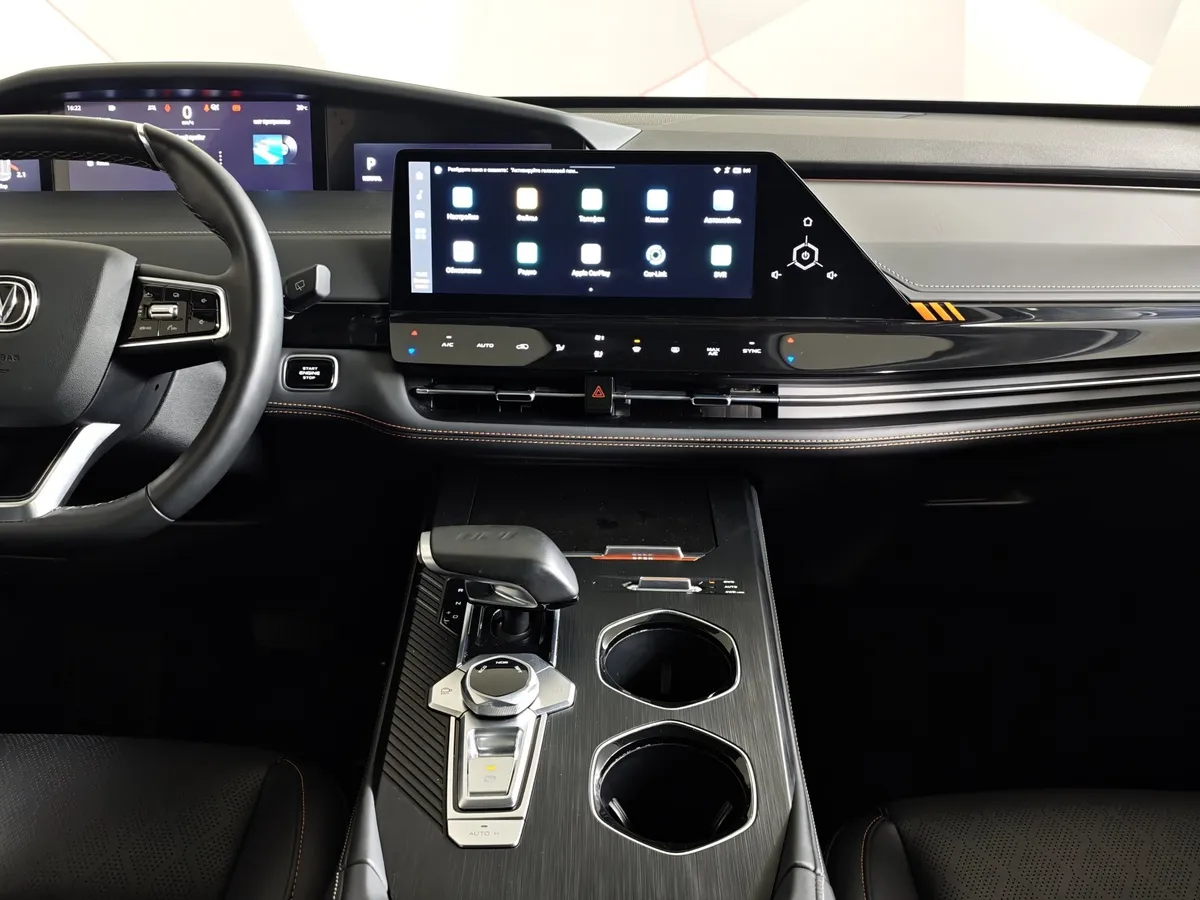 Changan UNI-K 2.0 AT 4WD (226 л.с.) Tech Белый в АВИЛОН. Слайд №15