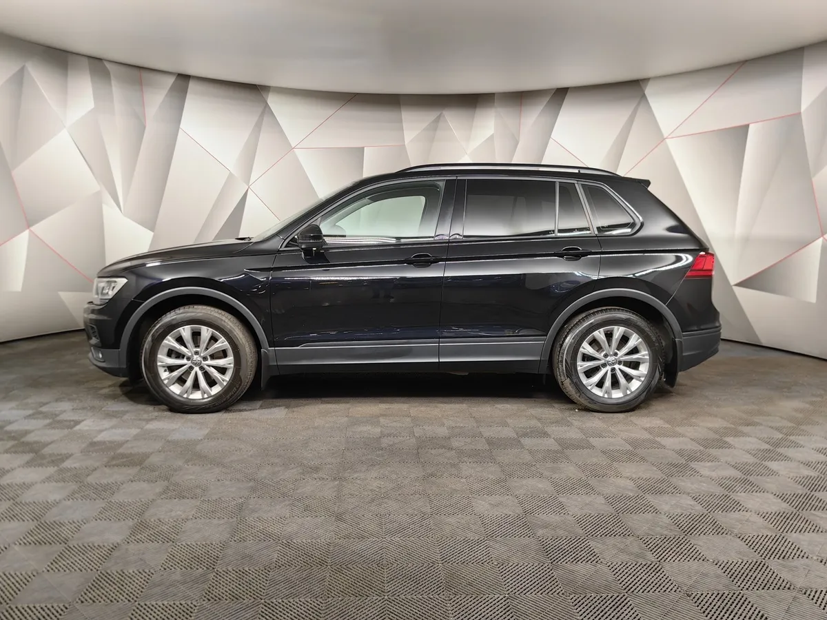 Volkswagen Tiguan 1.4 TSI BlueMotion DSG (150 л.с.) Comfortline Черный в АВИЛОН. Слайд №5