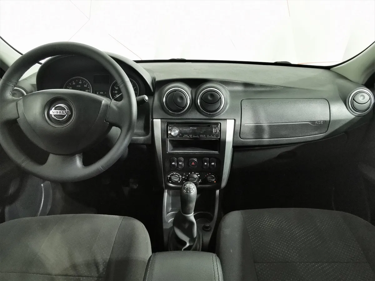 Nissan Almera 1.6 MT (102 л.с.) Бежевый в АВИЛОН. Слайд №13