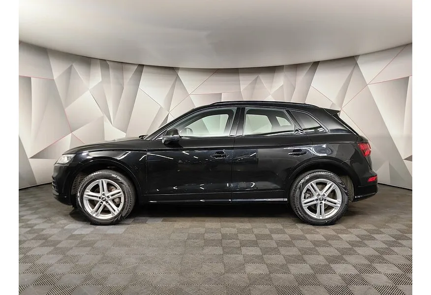 АВИЛОН - Audi Q5 2.0 TFSI S tronic quattro (249 л.с.) Черный - slide 2