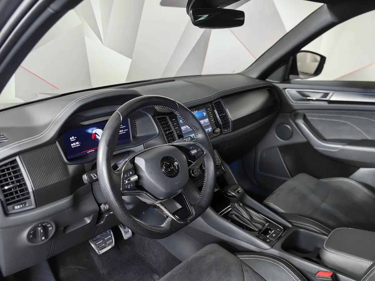 Skoda Kodiaq 2.0 TSI DSG 4X4 (180 л.с.) Серый в АВИЛОН. Слайд №19