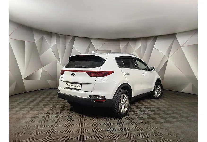 Kia Sportage 2.0 AT (150 л.с.) Luxe Белый в АВИЛОН. Слайд №2