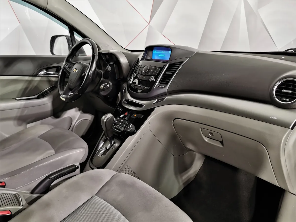 Chevrolet Orlando 1.8 AT (141 л.с.) Серый в АВИЛОН. Слайд №12