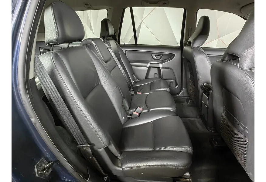 Volvo XC90 2.5 T5 Geartronic AWD (5 мест) (210 л.с.) Синий в АВИЛОН. Слайд №14
