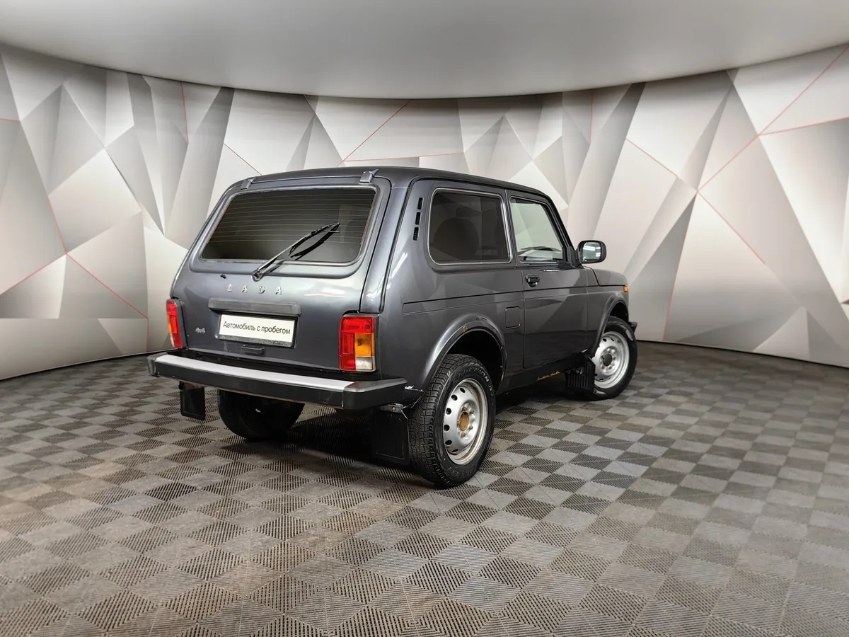 ВАЗ (Lada) 4x4 1.7 MT 8 кл. (83 л.с.) Серый в АВИЛОН. Слайд №2