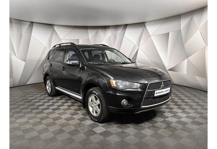 Mitsubishi Outlander 2.0 CVT 2WD (147 л.с.) Черный в АВИЛОН. Слайд №3