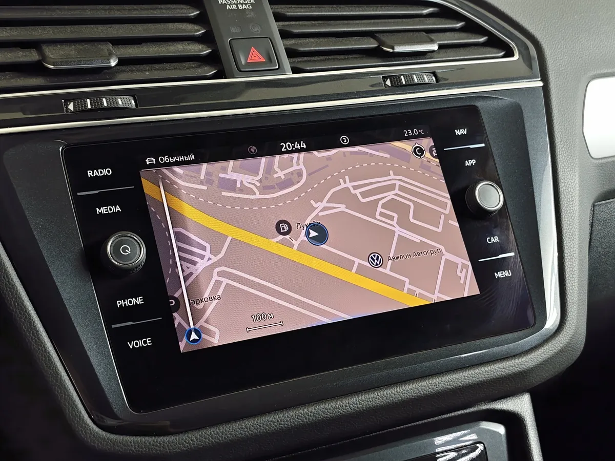 Volkswagen Tiguan 2.0 TSI 4Motion DSG (180 л.с.) Comfortline Коричневый в АВИЛОН. Слайд №20