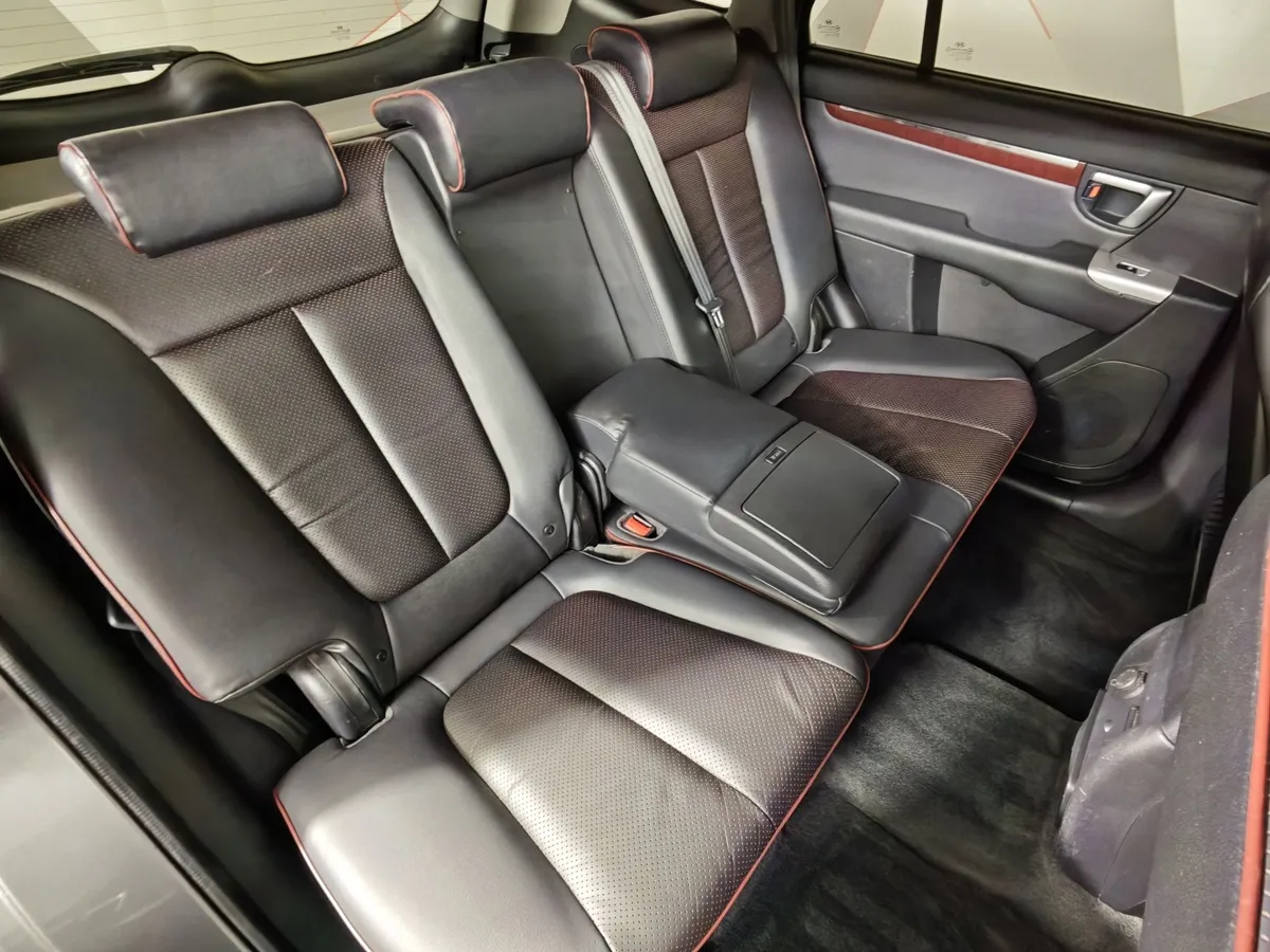 Hyundai Santa Fe 2.2 CRDi AT 4WD (197 л.с.) Comfort Серый в АВИЛОН. Слайд №16