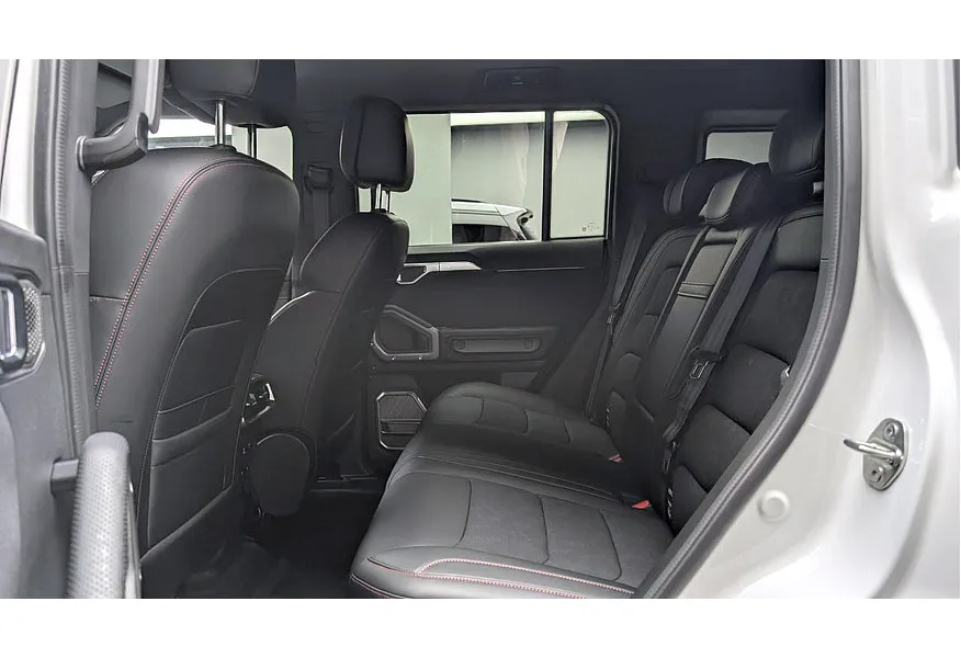 JETOUR T2 2.0T 8AT AWD (245 л.с.) Discovery Белый в АВИЛОН. Слайд №9