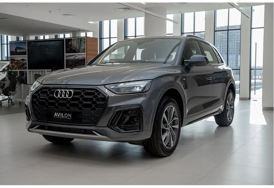 АВИЛОН - Audi Q5 L 2.0 TFSI S tronic quattro (245 л.с.) Luxury Dynamic Серый - slide 0