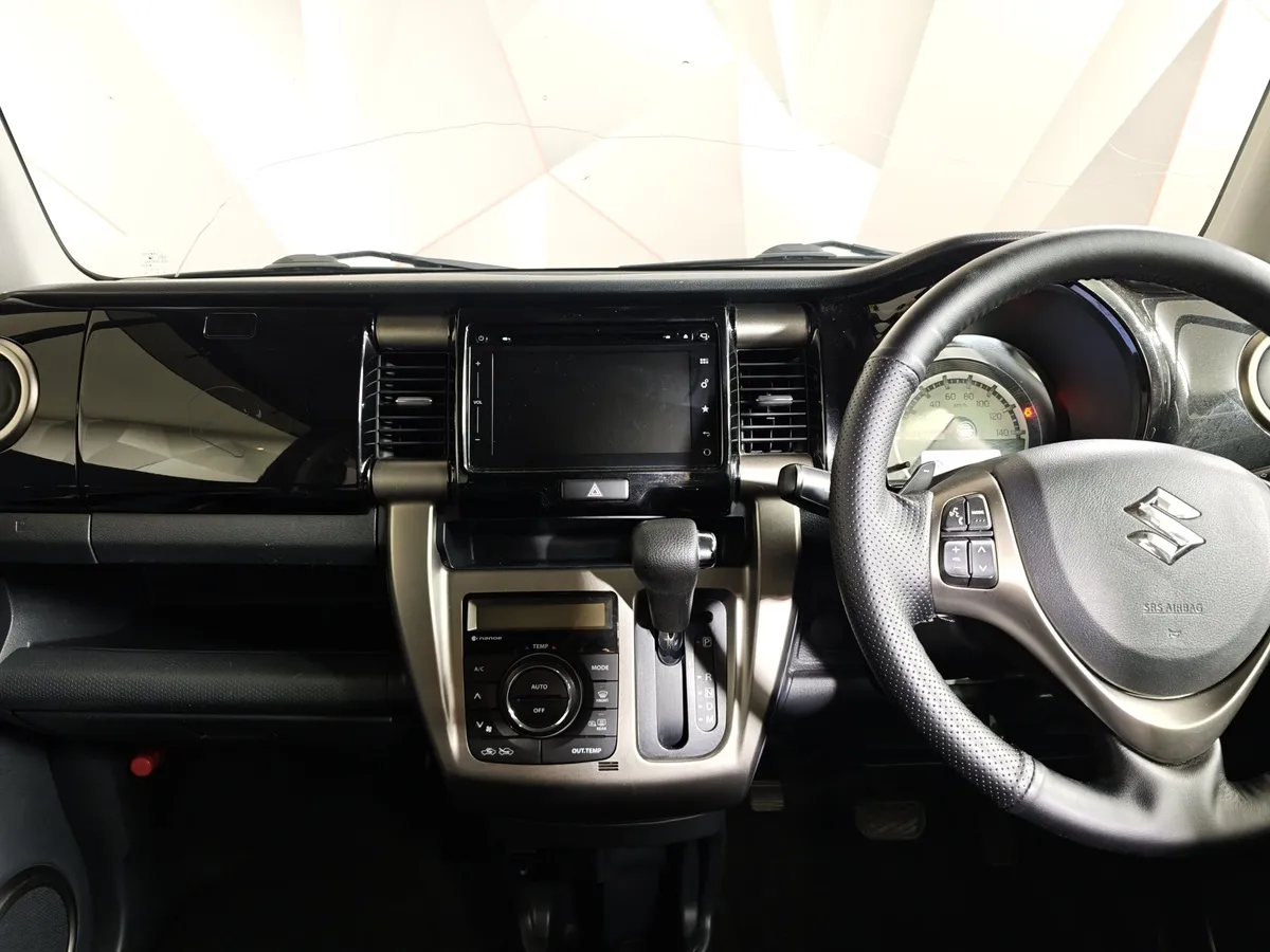 Suzuki Hustler 0.7 CVT FWD (52 л.с.) Красный в АВИЛОН. Слайд №13