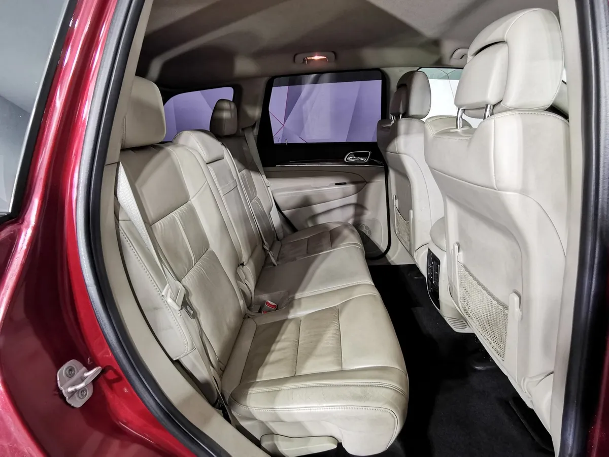 Jeep Grand Cherokee 3.6 AT (286 л.с.) Limited Красный в АВИЛОН. Слайд №17