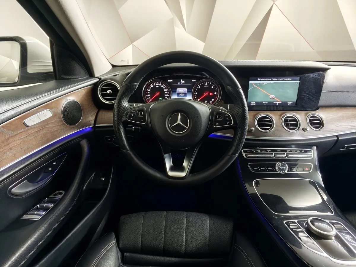 Mercedes-Benz E-Класс E 220 d 9G-TRONIC (194 л.с.) Белый в АВИЛОН. Слайд №19