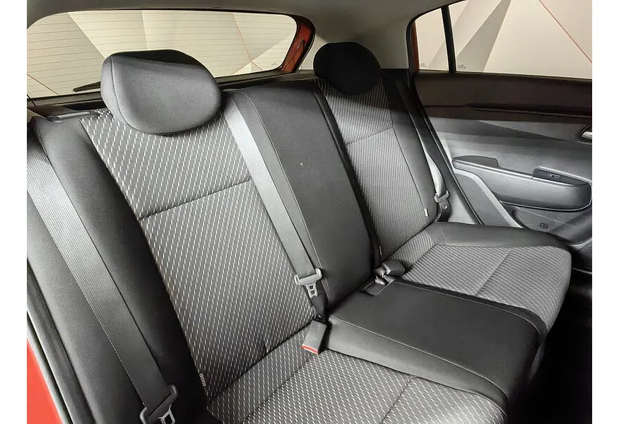 АВИЛОН - Kia Rio X-Line 1.6 AT (123 л.с.) Luxe Красный - slide 10