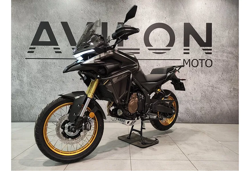 АВИЛОН - VOGE DS625X 581 см³ (63 л.с.) (63) 581 Черный - slide 0