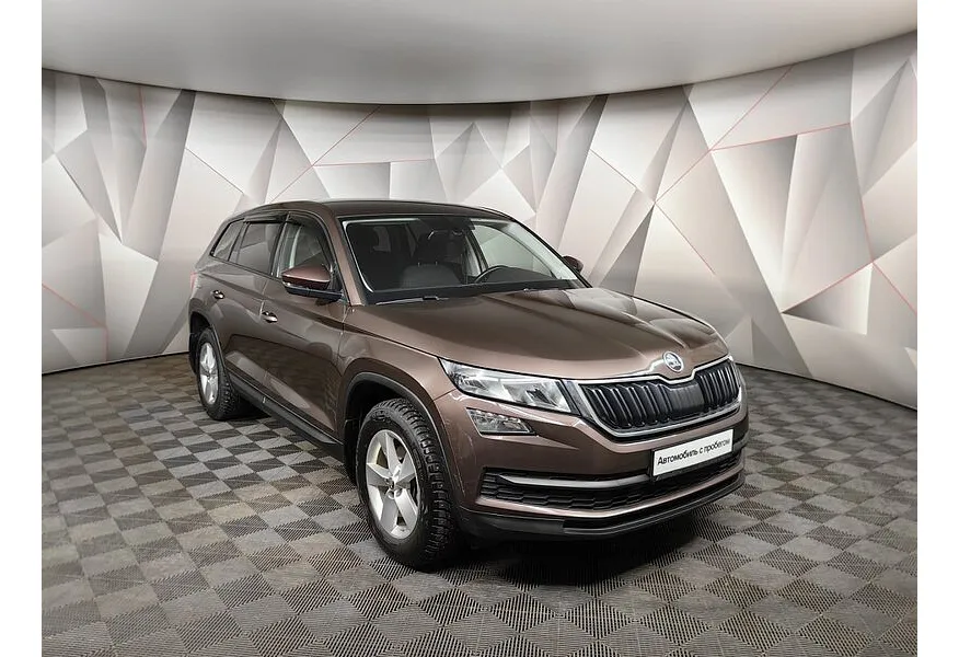 Skoda Kodiaq 1.4 TSI DSG (150 л.с.) Коричневый в АВИЛОН. Слайд №3
