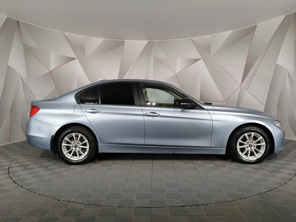 BMW 3 серия 316i AT (136 л.с.) Голубой в АВИЛОН. Слайд №6