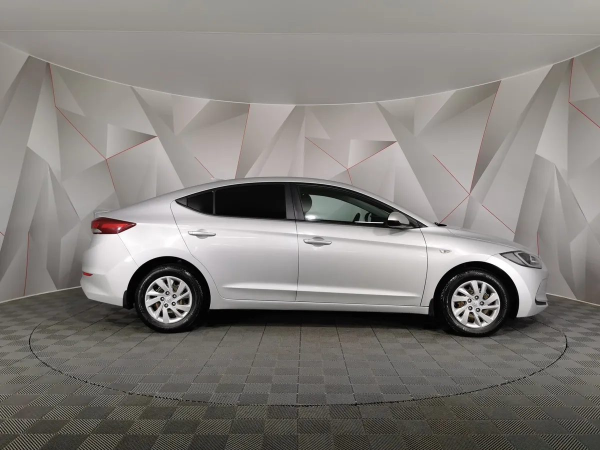 Hyundai Elantra 1.6 AT (128 л.с.) Aсtive (CA4) Серебристый в АВИЛОН. Слайд №6