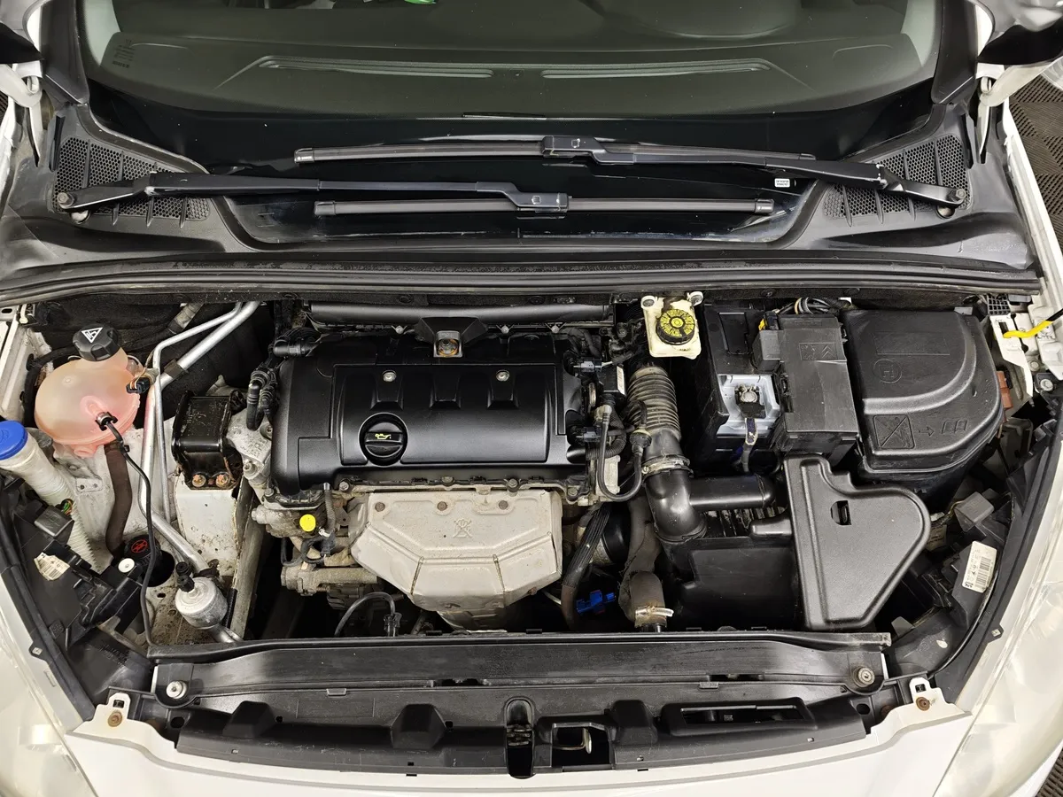 Peugeot 308 1.6 VTi AT (120 л.с.) Белый в АВИЛОН. Слайд №10