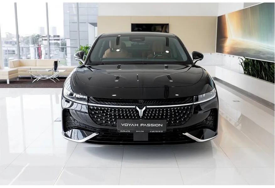 Voyah Passion 1.5 AT AWD (530 л.с.) Executive Черный в АВИЛОН. Слайд №4
