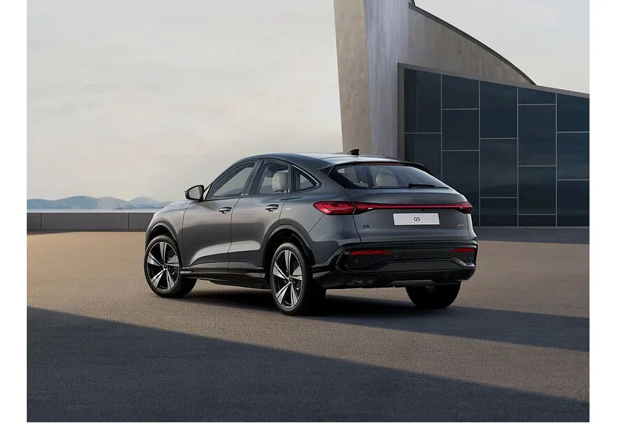 АВИЛОН - Audi Q5 2.0 TDI S tronic quattro (204 л.с.) Серый - slide 4
