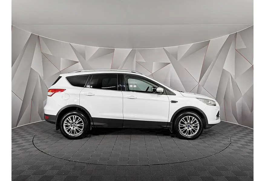 Ford Kuga 1.6 EcoBoost AT AWD (182 л.с.) Titanium Белый в АВИЛОН. Слайд №6